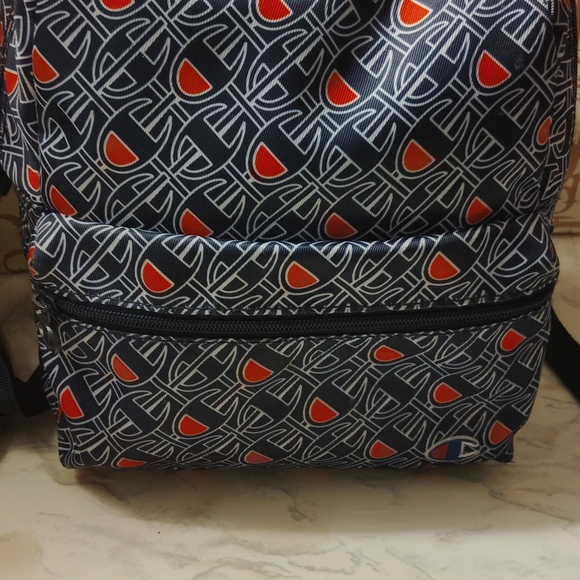Champion Mini Backpack EUC - Picture 4 of 12